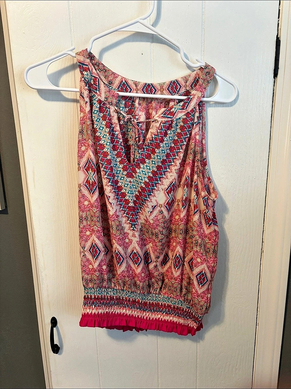 Geometric Tank Top in Pink & Blue Like New